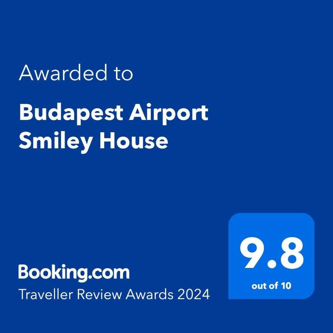 Budapest Airport Smiley House Gyál Εξωτερικό φωτογραφία